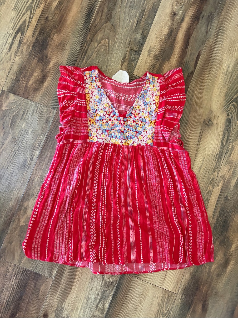 Savanna Jane Red Floral Sequin V-Neck Flutter Sleeve Top